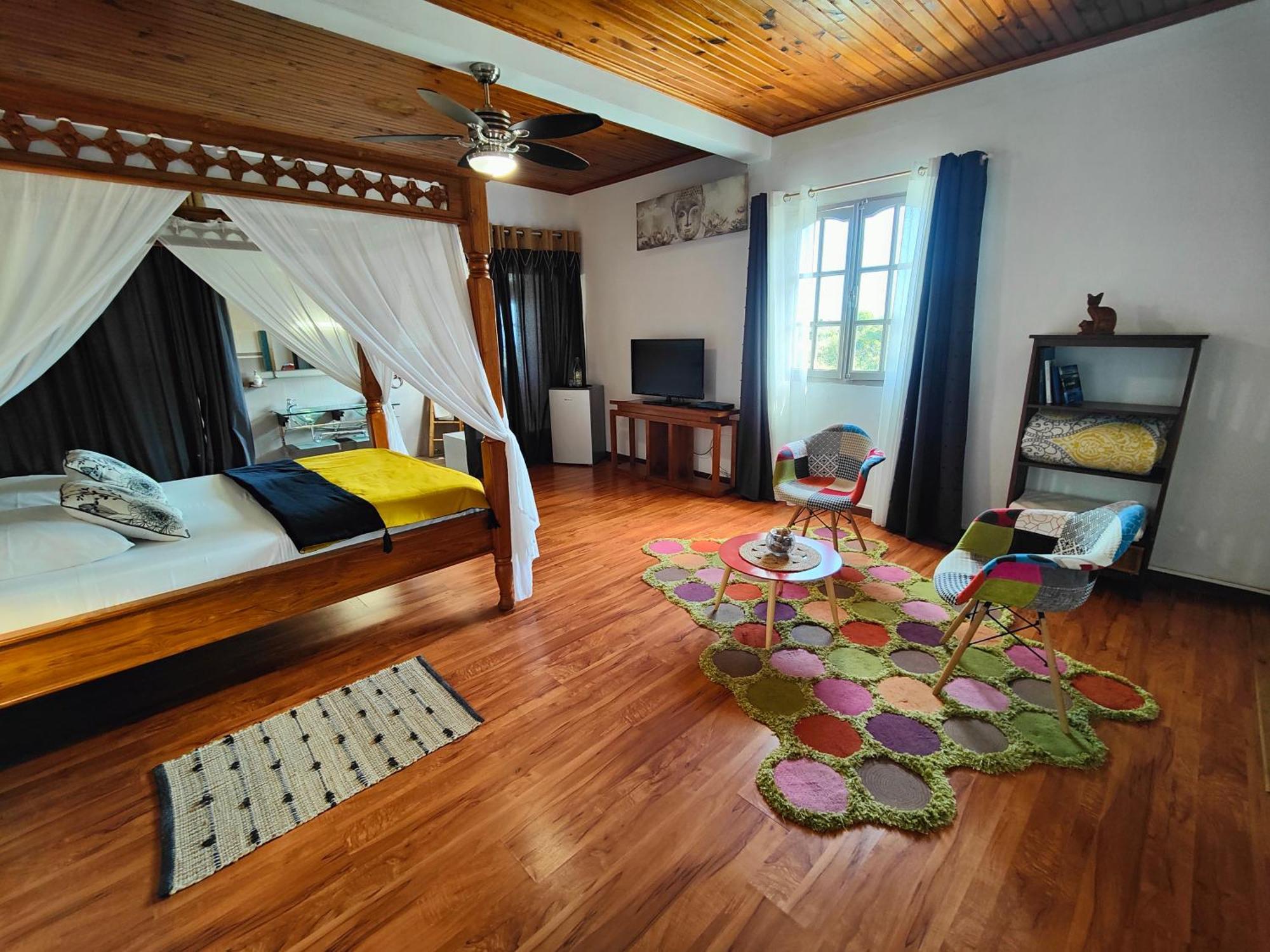 Le Paille En Queue Residence Touristique Сен-Луї Номер фото